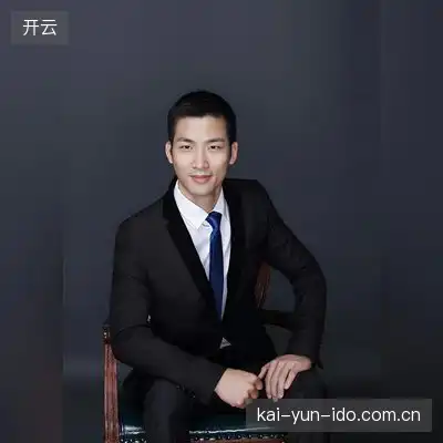黄雨珈